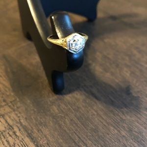 ArtDeco Vintage engagement ring & Dbl V ring guard